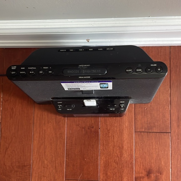 SONY personal docking system ICF-CS15iP - Picture 5 of 6